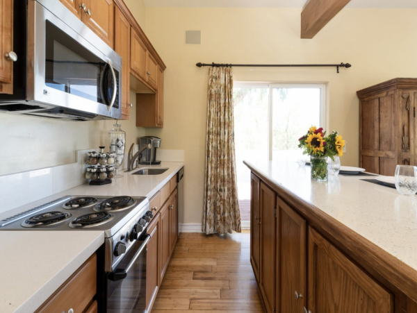 Your Very Own Four bedroom Private Resort Pure Luxury