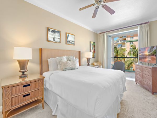 Luxurious Lahaina Vacation Rental 2 Bedrooms & Ocean Views