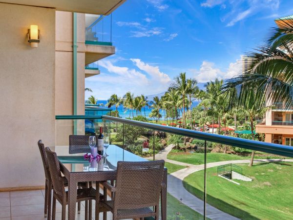 Three Bedroom Ocean View Vacation Rental in Kaanapali