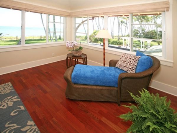 Beachfront Vacation Rental with 6 Bedrooms Plus Cottage