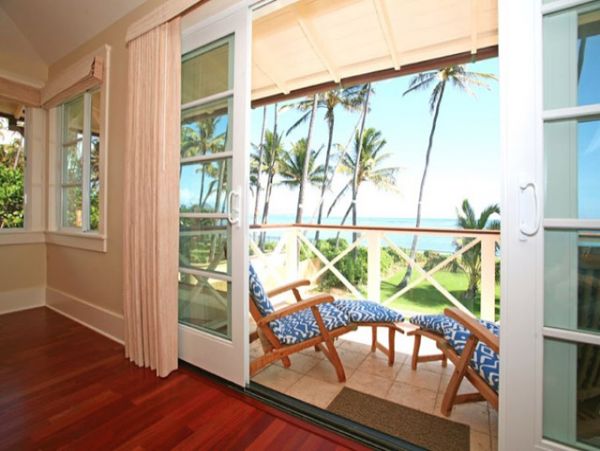 Beachfront Vacation Rental with 6 Bedrooms Plus Cottage