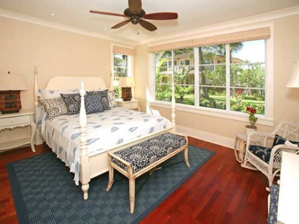 Beachfront Vacation Rental with 6 Bedrooms Plus Cottage