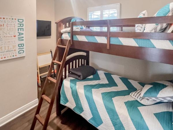Luxurious Vacation Rental in Cape Coral Perfect Family Getaway