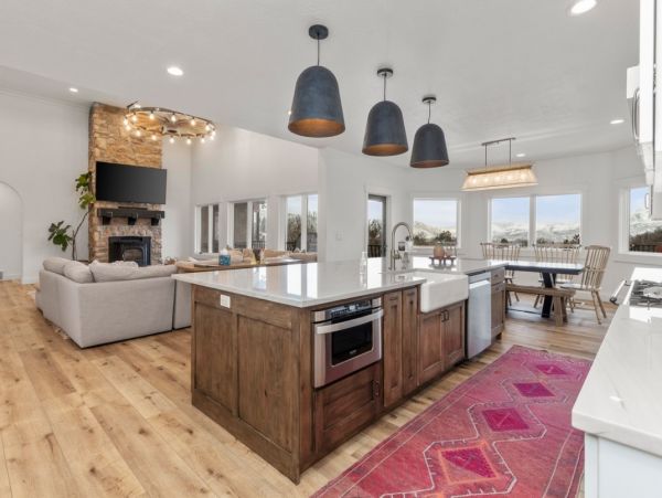 Park City Seven Bedroom Vacation Home with Mountain View