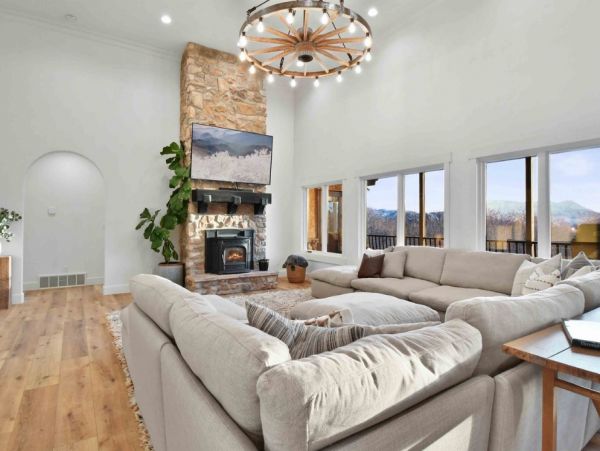 Park City Seven Bedroom Vacation Home with Mountain View