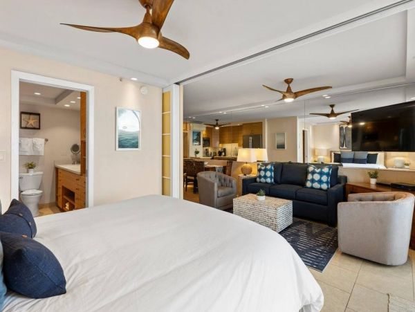 Two Bedroom Oceanfront Vacation Rental in Wailea
