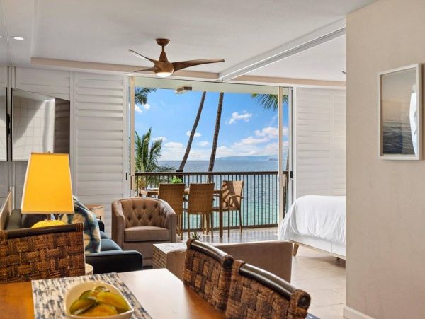 Two Bedroom Oceanfront Vacation Rental in Wailea