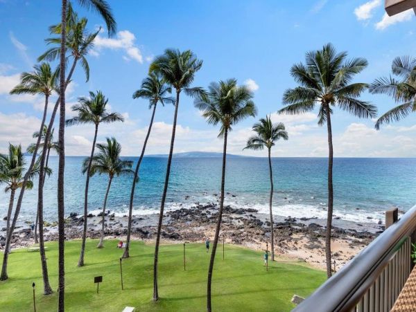 Two Bedroom Oceanfront Vacation Rental in Wailea