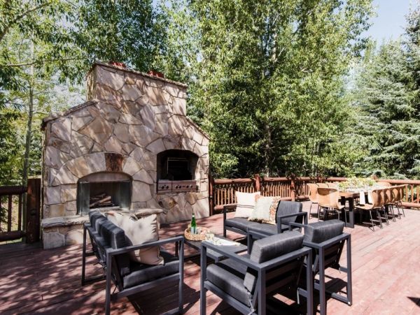 Six Bedroom Vacation Rental in Park City