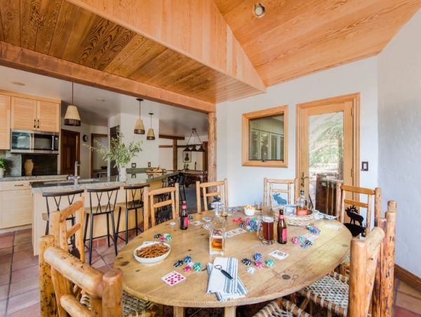 Six Bedroom Vacation Rental in Park City