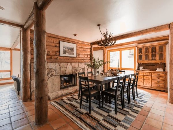 Six Bedroom Vacation Rental in Park City