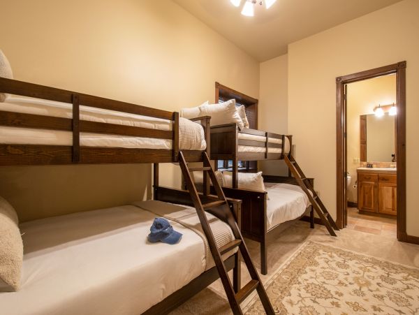 Discover the Inviting, 6-bedroom Vacation Rental in Deer Valley