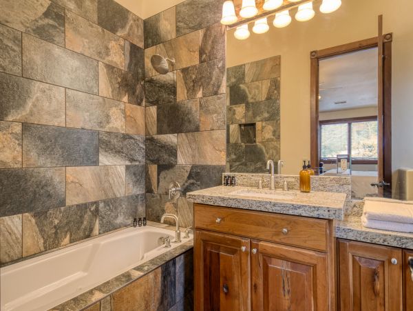 Discover the Inviting, 6-bedroom Vacation Rental in Deer Valley