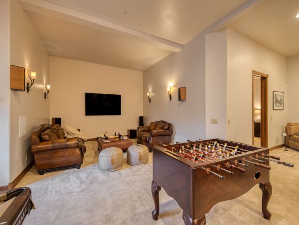 Discover the Inviting, 6-bedroom Vacation Rental in Deer Valley