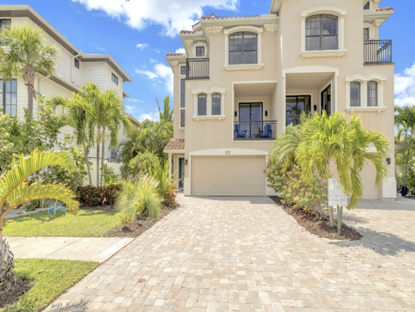 Siesta Key Vacation Rental with 8 Bedrooms Total