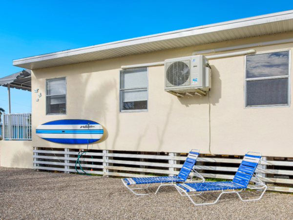 Coastal Cottage with 2 Bedrooms in Fort Myers Beach
