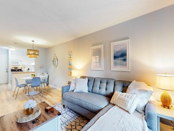 Hilton Head 2 Bedroom Condo with On-Site Pool, Hot Tub & Tennis Courts