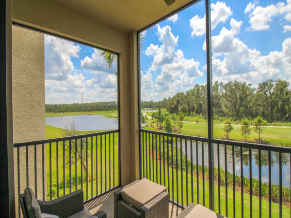 Lovely 2 Bedroom Vacation Rental with Waterfront Views