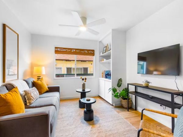 One Bedroom Waterfront Vacation Condo in Mission Beach