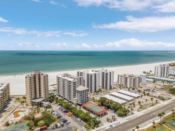 Gulf Front Three Bedroom Vacation Condo in Fort Myers Beach