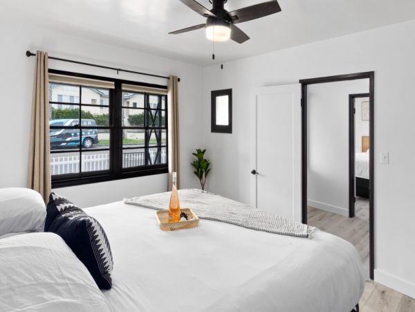 Beachfront Three Bedroom Duplex in Oceanside