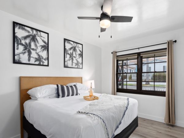 Beachfront Three Bedroom Duplex in Oceanside
