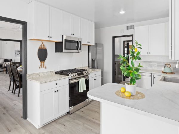 Beachfront Three Bedroom Duplex in Oceanside