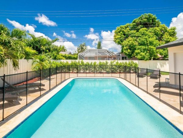 Luxurious Family-Friendly Villa Near Boca Beach - Your Perfect Getaway