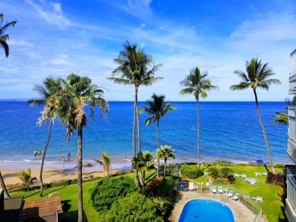 Oceanfront Vacation Condo Three Bedrooms & Ocean Views