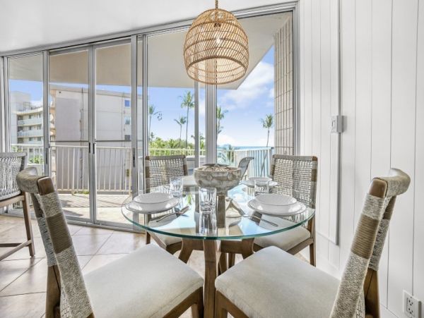 Oceanfront Vacation Condo Three Bedrooms & Ocean Views