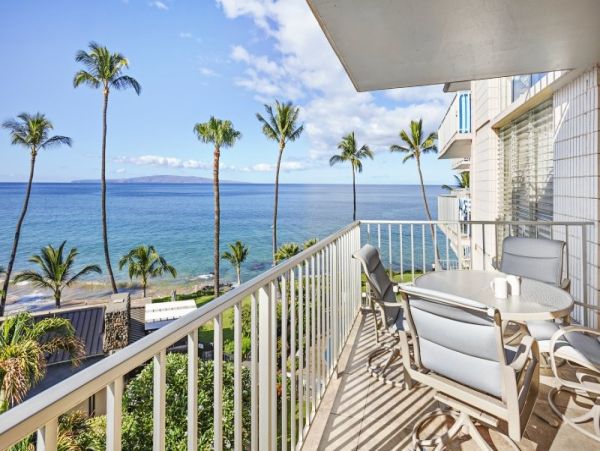 Oceanfront Vacation Condo Three Bedrooms & Ocean Views