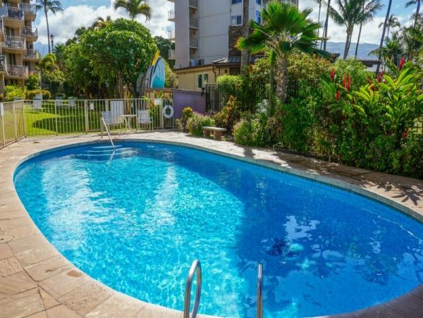 Oceanfront Vacation Condo Three Bedrooms & Ocean Views