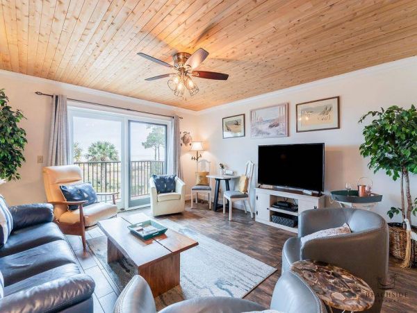 Luxury Beachfront Villa 3 Bedroom