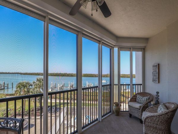 Unforgettable Fort Myers Vacation Condo with Bay Views