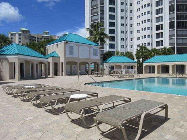 Unforgettable Fort Myers Vacation Condo with Bay Views