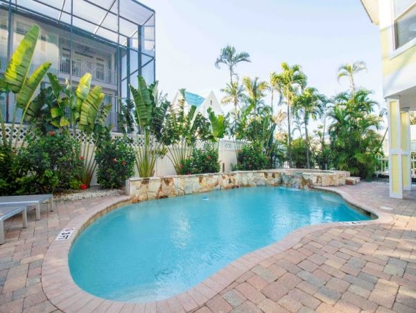 Five Bedroom Vacation Rental Stroll to the Beach in Captiva Island NEW ARRIVAL