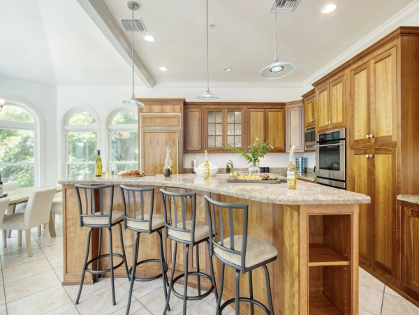 Five Bedroom Vacation Rental Stroll to the Beach in Captiva Island NEW ARRIVAL