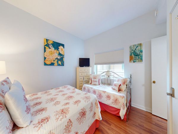 Beachfront Two Bedroom Vacation Rental in Hilton Head