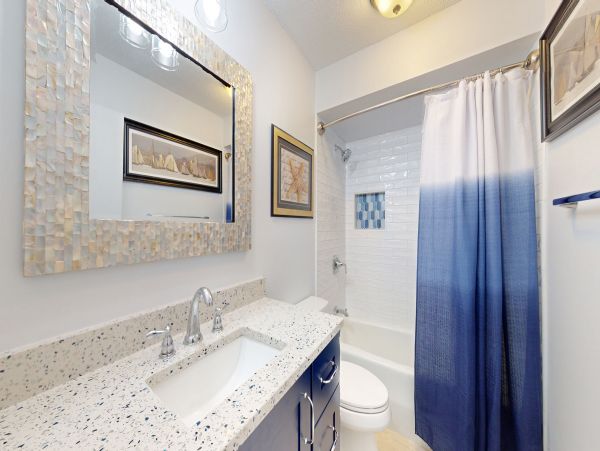 Beachfront Two Bedroom Vacation Rental in Hilton Head