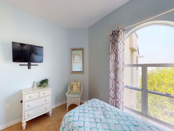 Hilton Head Vacation Condo with 2 Bedrooms & Ocean Views