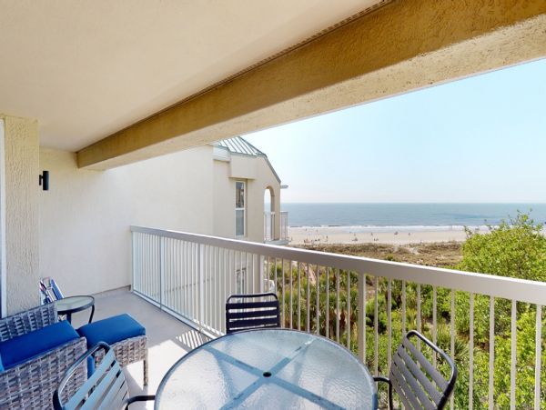 Hilton Head Vacation Condo with 2 Bedrooms & Ocean Views