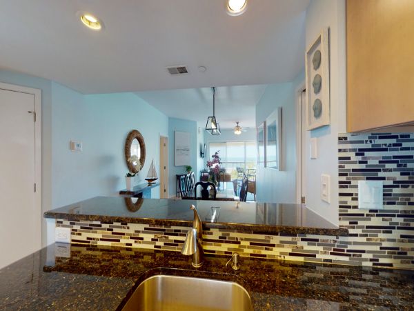 Hilton Head Vacation Condo with 2 Bedrooms & Ocean Views