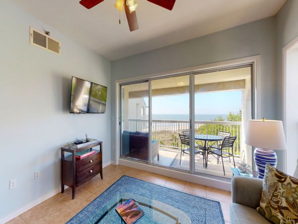 Hilton Head Vacation Condo with 2 Bedrooms & Ocean Views