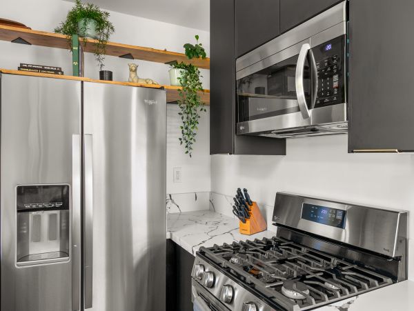 Comfort and Convenience Awaits in this San Diego Rental