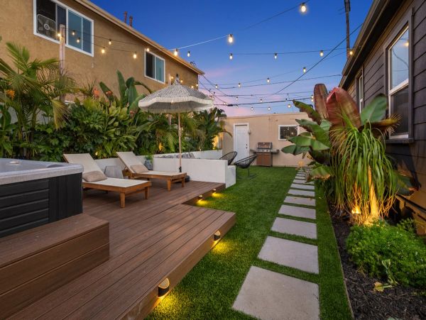 Comfort and Convenience Awaits in this San Diego Rental
