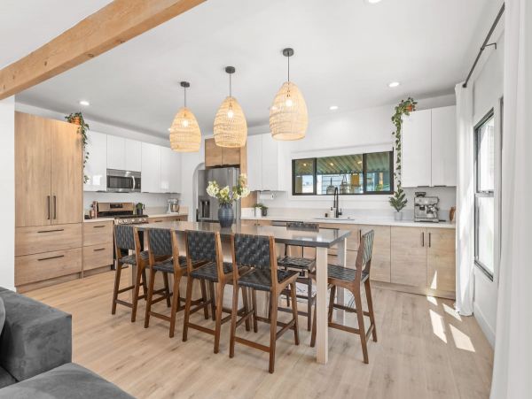 Comfort and Convenience Awaits in this San Diego Rental
