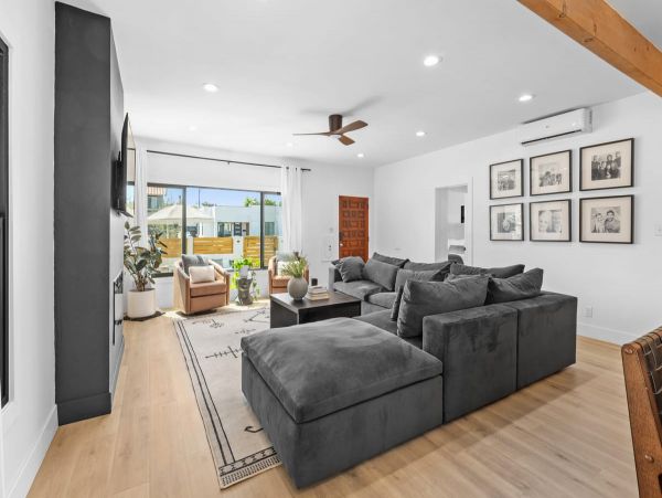 Comfort and Convenience Awaits in this San Diego Rental