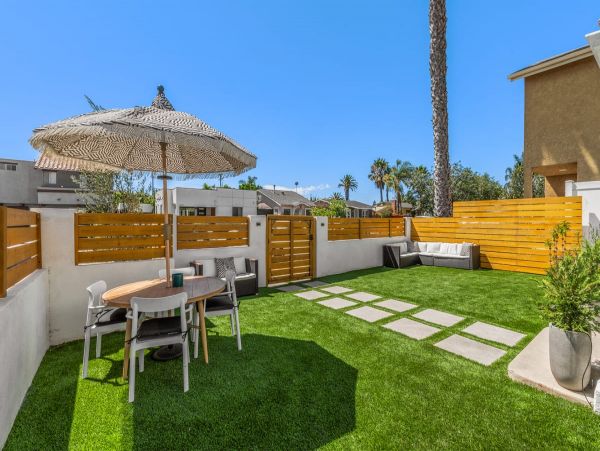 Comfort and Convenience Awaits in this San Diego Rental