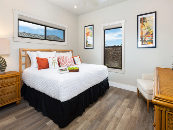 Elegant Vacation Rental with 4 Bedrooms, Private Pool & Spa
