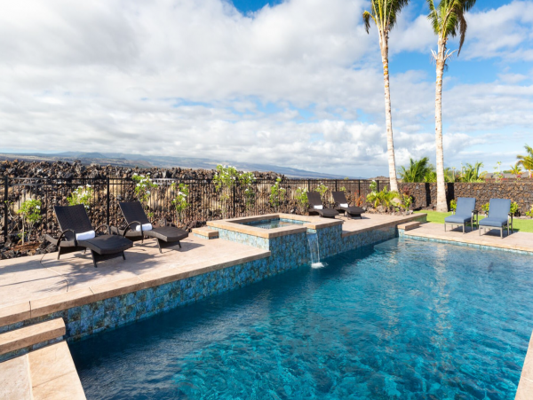 Elegant Vacation Rental with 4 Bedrooms, Private Pool & Spa